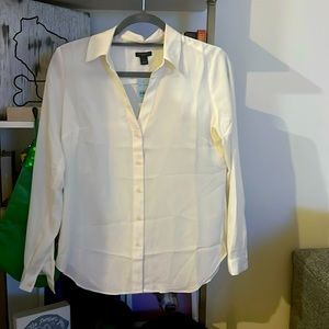 NWT Ann Taylor petite white blouse